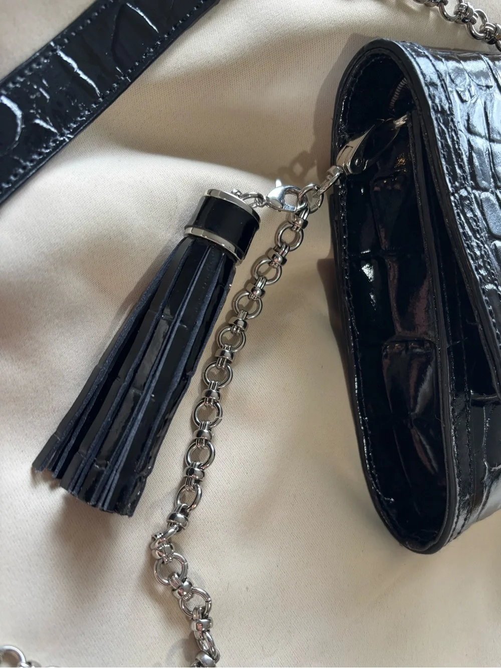 KELLY RUTHERFORD black patent RHINESTONE clutch SHOULDER BAG